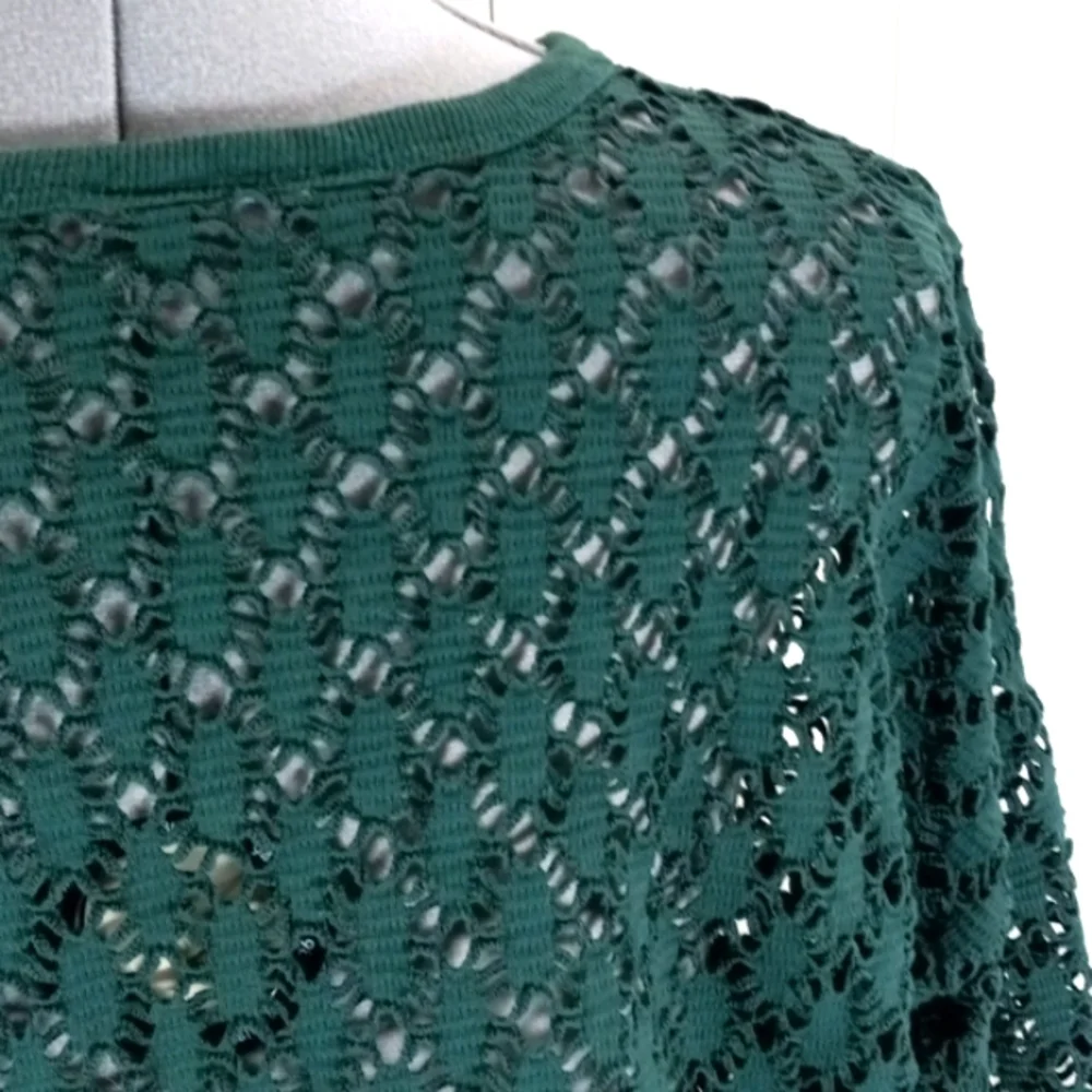 Womens Sz XL/XXL Forest Green Lace Top.